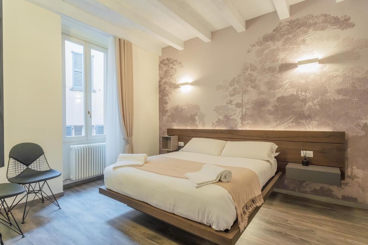 Modern & Stylish Apartment In Como City By Rent All Como Buitenkant foto